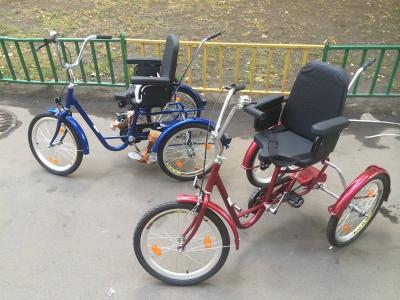 Велосипед для детей-инвалидов трехколесный, рост 115-125см