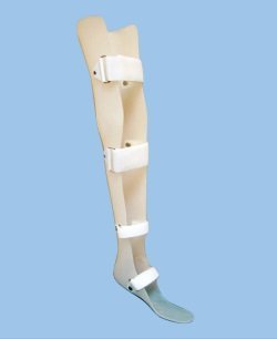 Тутор на всю ногу с жесткой фиксацией коленного и голеностопного суставов