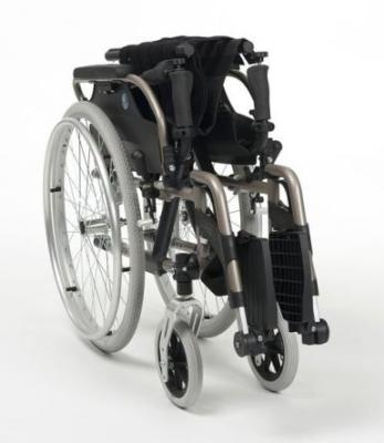 Кресло-коляска Vermeiren V300 + 30° с откидной спинкой