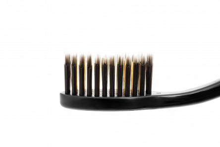 Купить Зубная щетка 10114 Dr. NanoTo Charcoal & Nano Gold с древесным углем и наночастицами золота 1