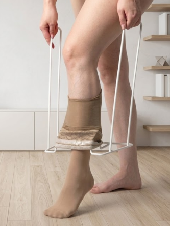 Купить Приспособление для надевания компрессионного трикотажа батлер малый Retorsa 8