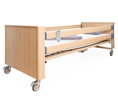 Кровать  функциональная электрическая  Burmeier Dali Low Entry (металлическое ложе, декоративные панели, дуга д/подтягивания, матрас в комплекте)
