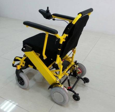 Коляска инвалидная с электроприводом малогабаритная облегченная Compact drive