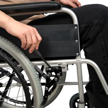 Кресло-коляска для инвалидов Армед KR 001