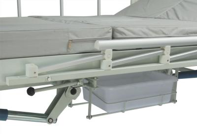 Медицинская кровать E-45B (YG-5 Plus) с туалетным устройством, функциями «Кардиокресло» и  боковым переворачиванием