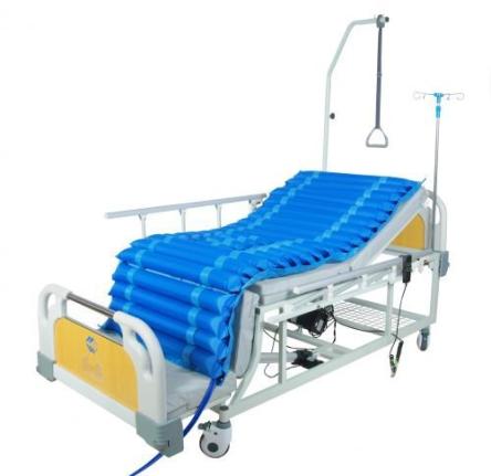 Кровать электрическая  с туалетным устройством  и функцией «кардиокресло» DB-11A (MM-55)