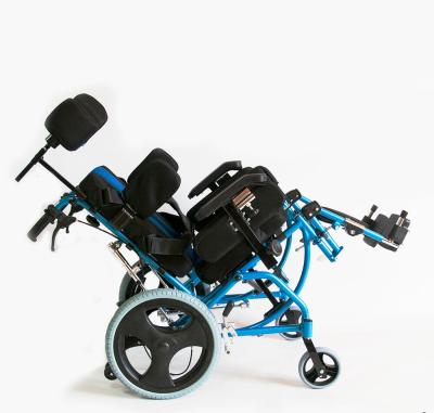 Кресло-коляска для инвалидов FS 958 LBHP-32