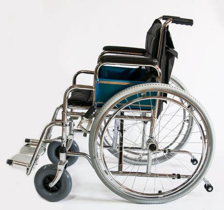 Купить Кресло-коляска для инвалидов FS 902 C-46