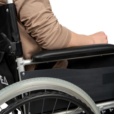 Купить Кресло-коляска для инвалидов Армед KR 001 16