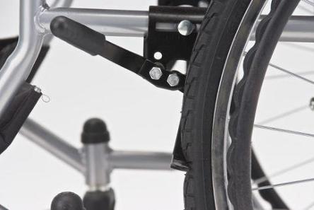 Кресло-коляска для инвалидов H007