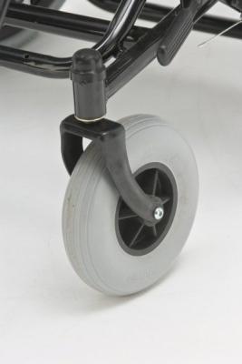 Кресло-коляска инвалидная FS 204 BJG-46